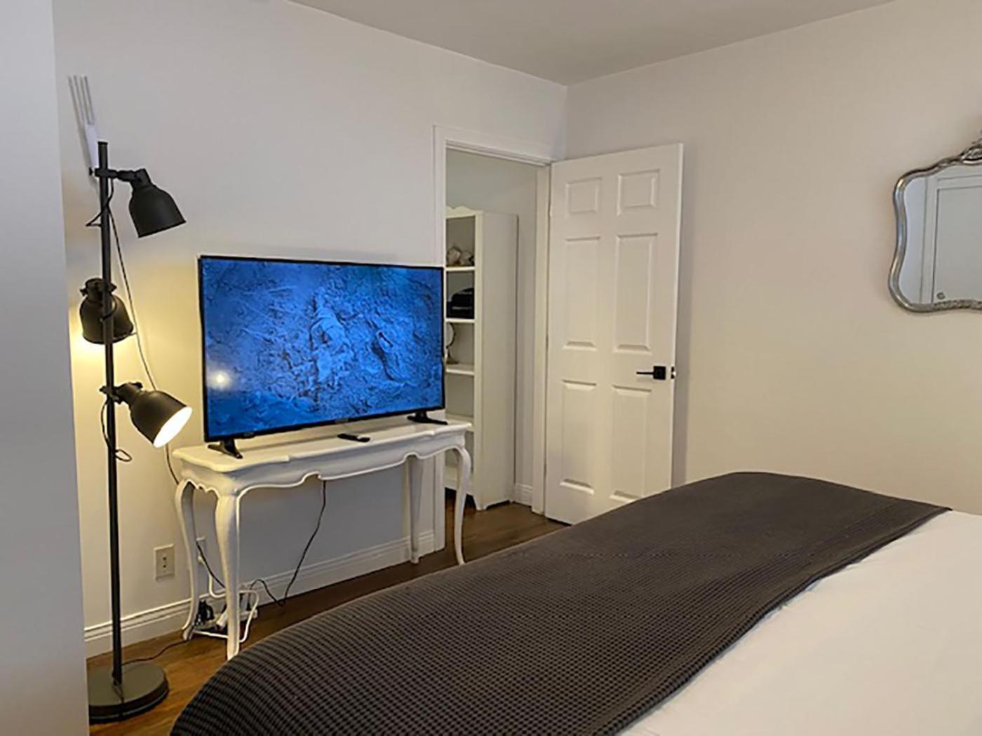Malibu Private Beach Apartments Rum bild